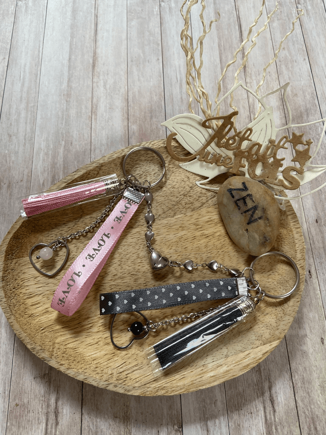 Porte clefs "Couple" en quartz rose et tourmaline noire