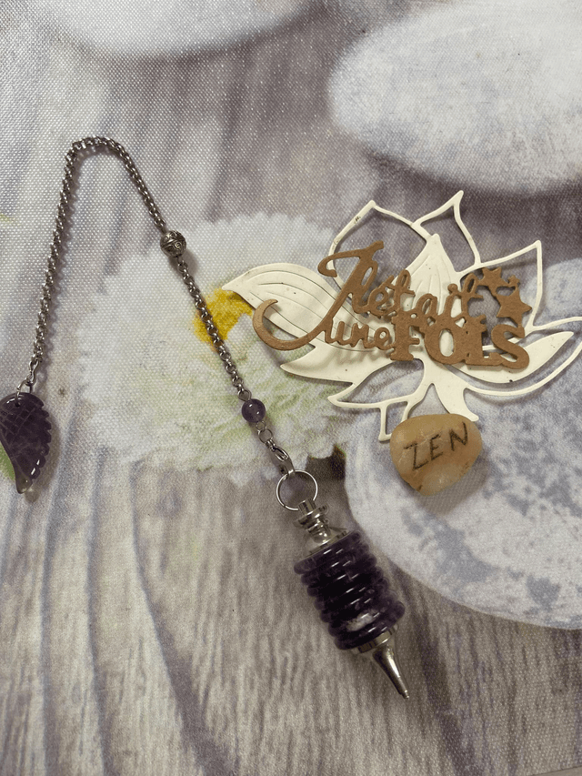 Pendule disque &quot;Aile d&#039;ange&quot; en Améthyste